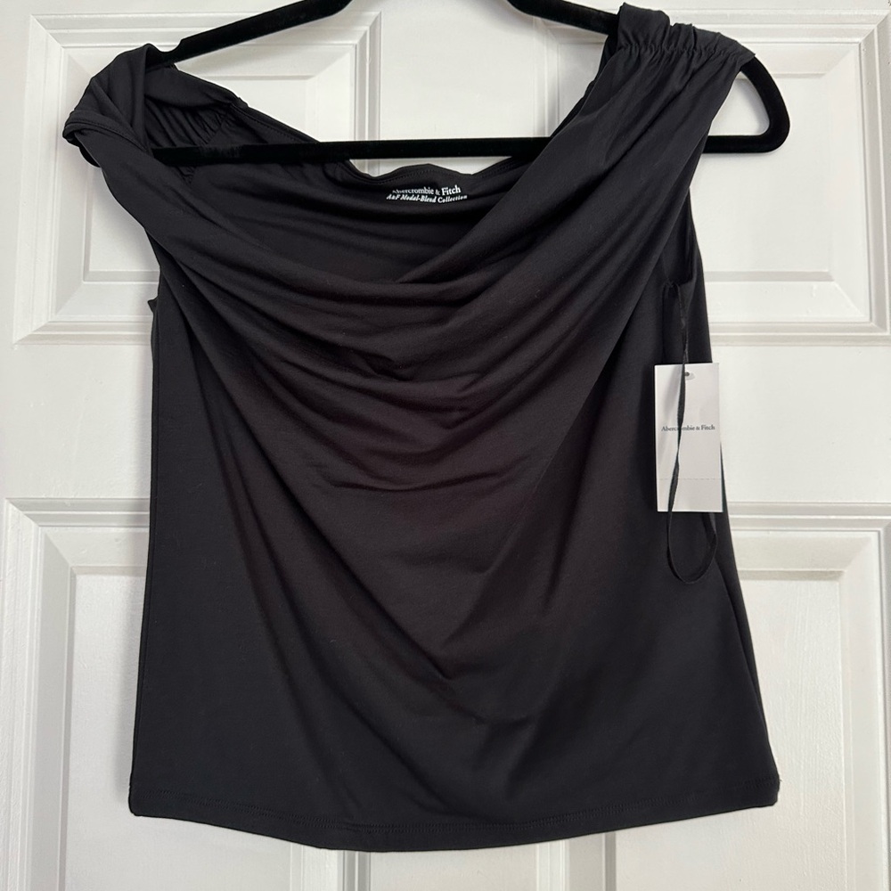 Abercrombie & Fitch Black Off-Shoulder Blouse